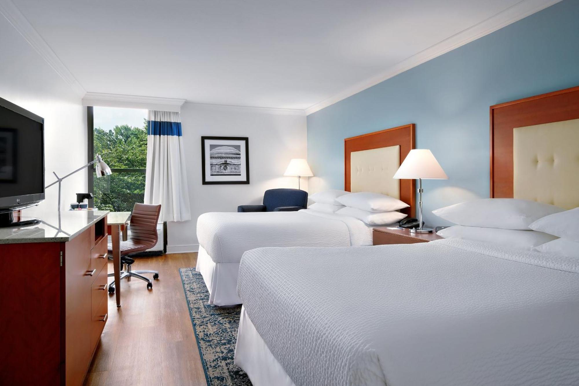 Four Points By Sheraton Richmond Airport Сандстън Екстериор снимка